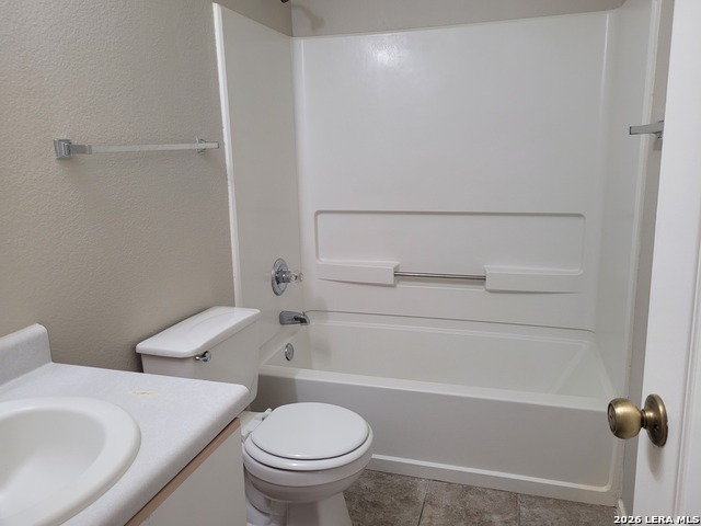 347 Stone Gate Dr Property Photo 22
