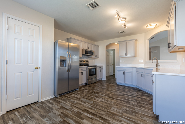 7623 Bismarck Lk Property Photo 15