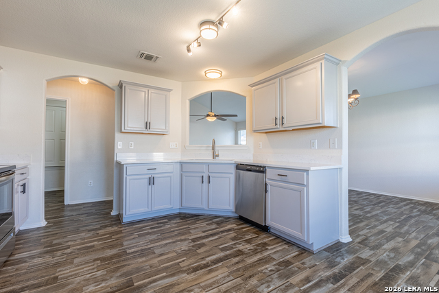 7623 Bismarck Lk Property Photo 16