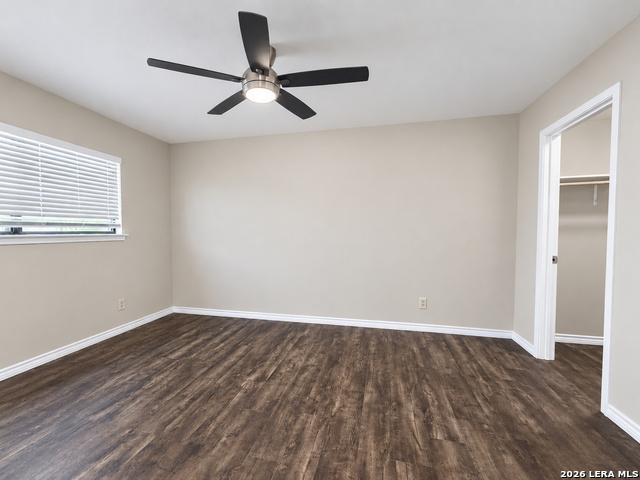 11843 Braesview Property Photo 7