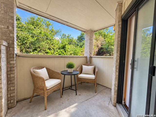 11843 Braesview Property Photo 13