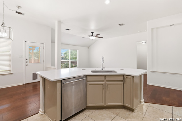 24922 Crescent Trce Property Photo 9