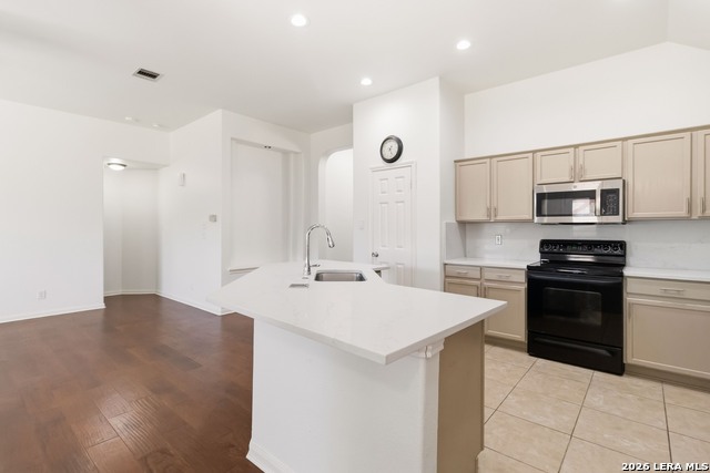 24922 Crescent Trce Property Photo 12