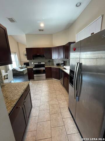 3026 Beacon Fld Property Photo 6