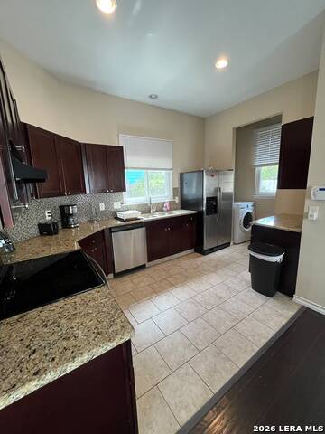 3026 Beacon Fld Property Photo 7
