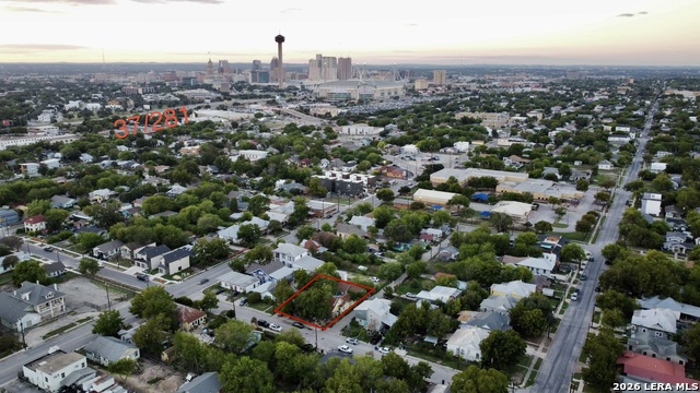1015 Florida Property Photo 1