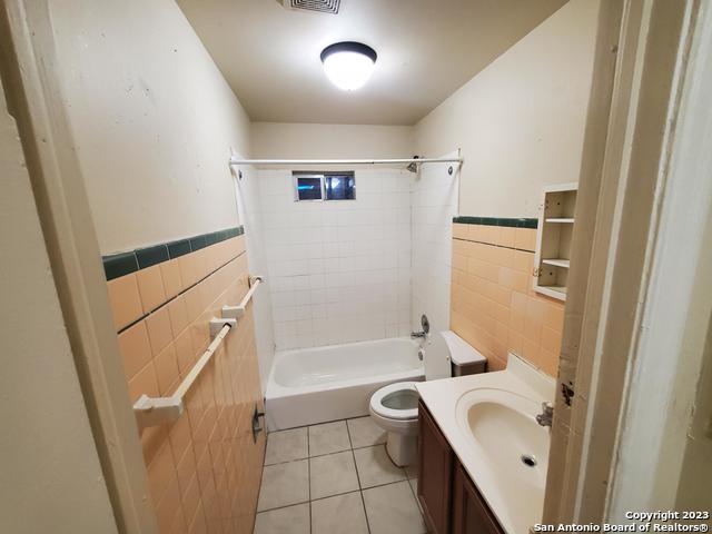 862 Clower Property Photo 10