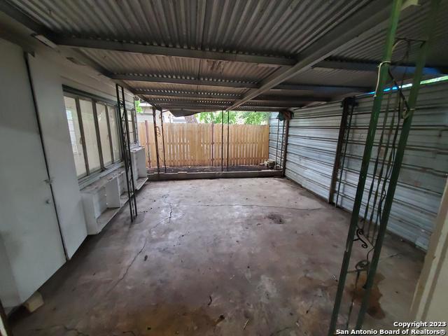 862 Clower Property Photo 14
