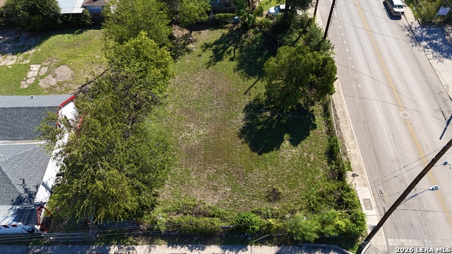 1753 W Poplar Property Photo 1