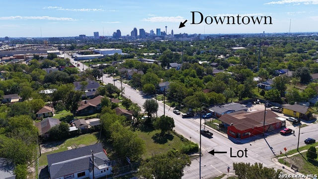 1753 W Poplar Property Photo 2