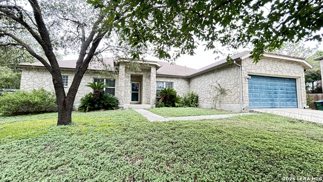 2203 Opal Creek Dr Property Photo 2