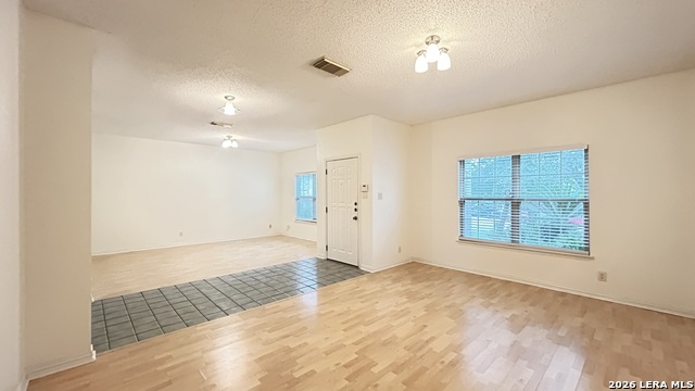 2203 Opal Creek Dr Property Photo 3