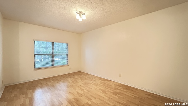 2203 Opal Creek Dr Property Photo 4