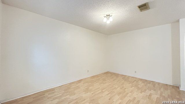 2203 Opal Creek Dr Property Photo 5
