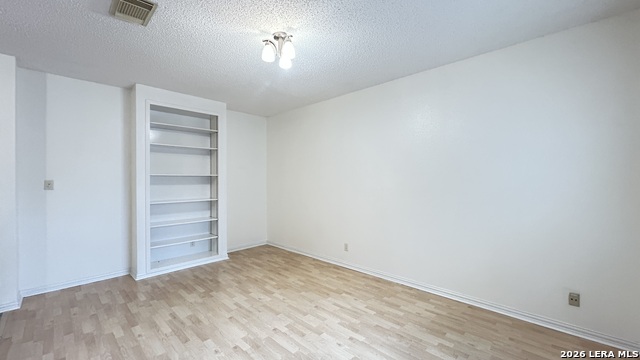 2203 Opal Creek Dr Property Photo 6