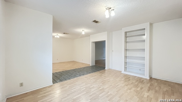 2203 Opal Creek Dr Property Photo 7