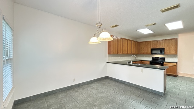2203 Opal Creek Dr Property Photo 12
