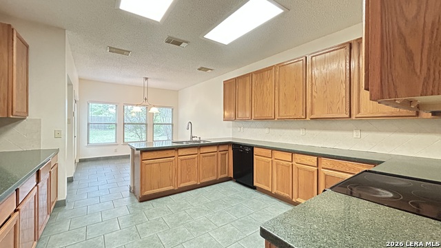2203 Opal Creek Dr Property Photo 13