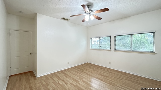 2203 Opal Creek Dr Property Photo 27