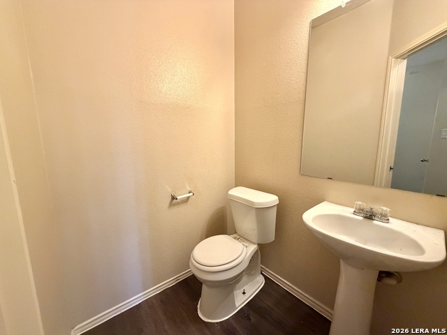 10830 Mathom Lndg Property Photo 3