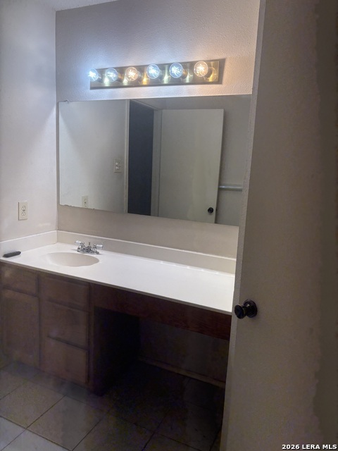 9307 Valley Gate Property Photo 4