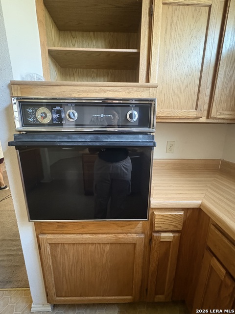 9307 Valley Gate Property Photo 9