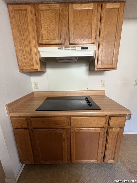 9307 Valley Gate Property Photo 10