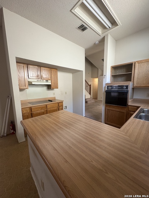 9307 Valley Gate Property Photo 11