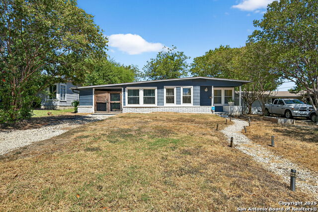 139 Timberlane Dr Property Photo 1
