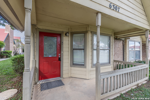 6307 Windsor Castle Property Photo 4