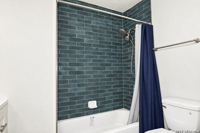 2835 Earls Trail Property Photo 8
