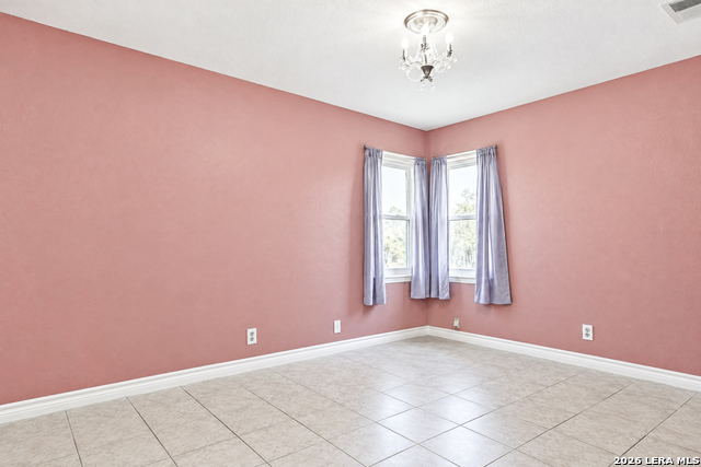 2835 Earls Trail Property Photo 18