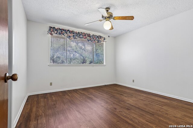 3515 Red Oak Property Photo 38
