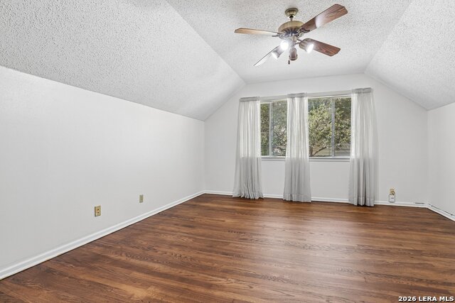 3515 Red Oak Property Photo 43