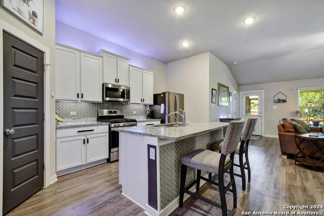 1633 Pitcher Bnd Property Photo 4