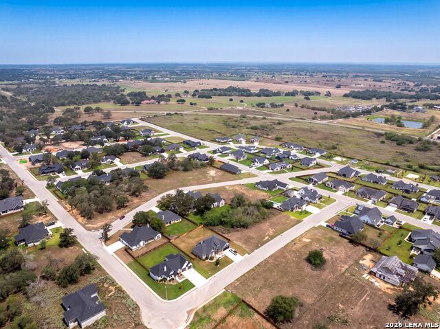117 Chinaberry Hill Property Photo 4
