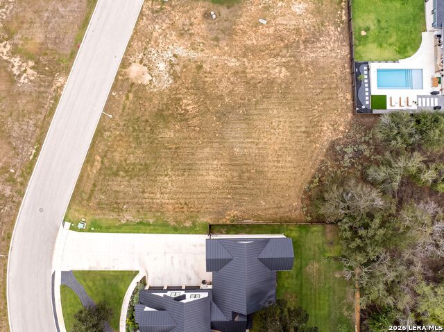 117 Chinaberry Hill Property Photo 7