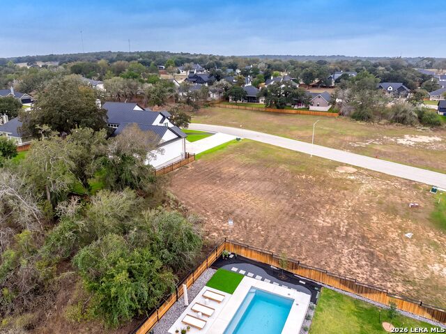 117 Chinaberry Hill Property Photo 18