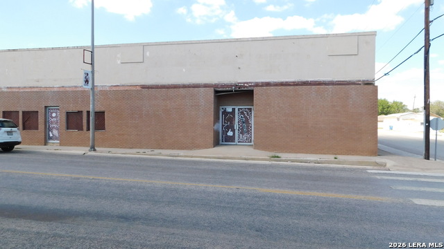474 Avenue H Property Photo 2