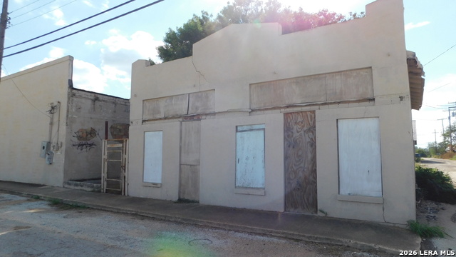 474 Avenue H Property Photo 5