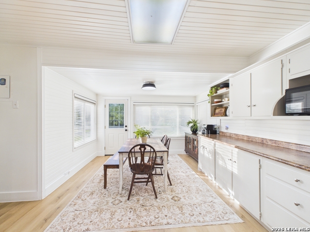 112 Live Oak Property Photo 14
