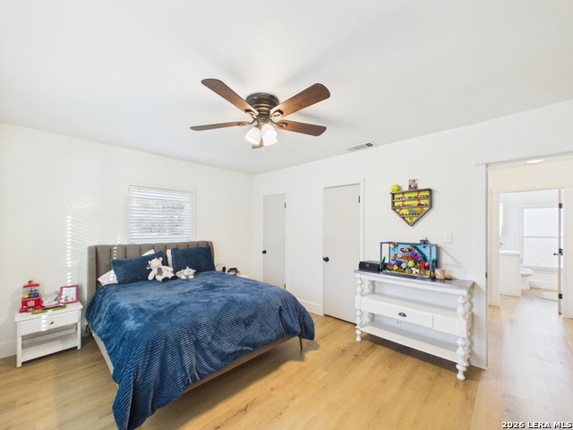 112 Live Oak Property Photo 26
