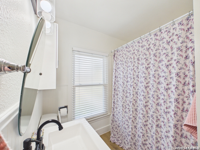 112 Live Oak Property Photo 27