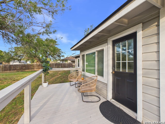 112 Live Oak Property Photo 35