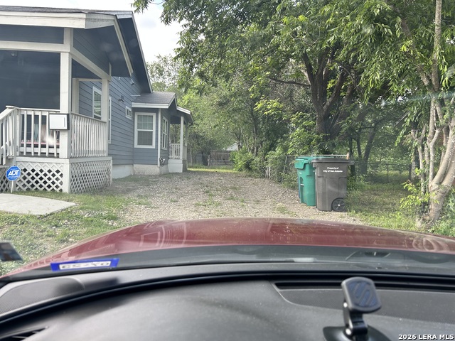 1611 Dawson Property Photo 44