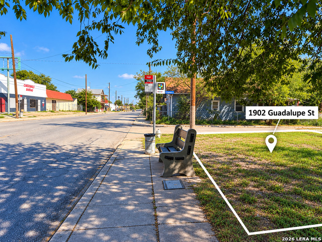 1902 Guadalupe St Property Photo 1