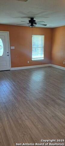 143 Grapeland Property Photo 3