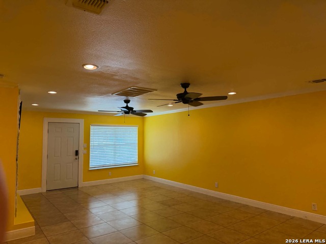 5551 Knoll Krest Dr Property Photo 6