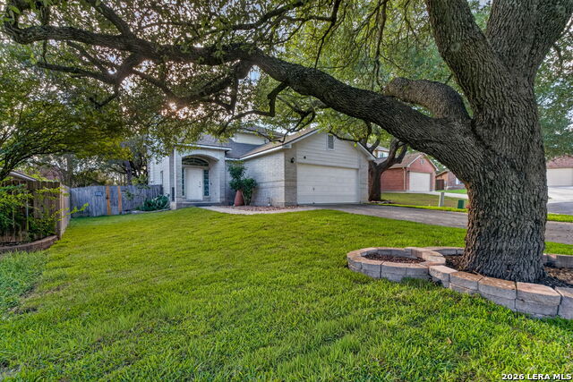 2829 Berry Trace Property Photo 3