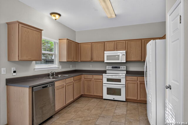 2829 Berry Trace Property Photo 9